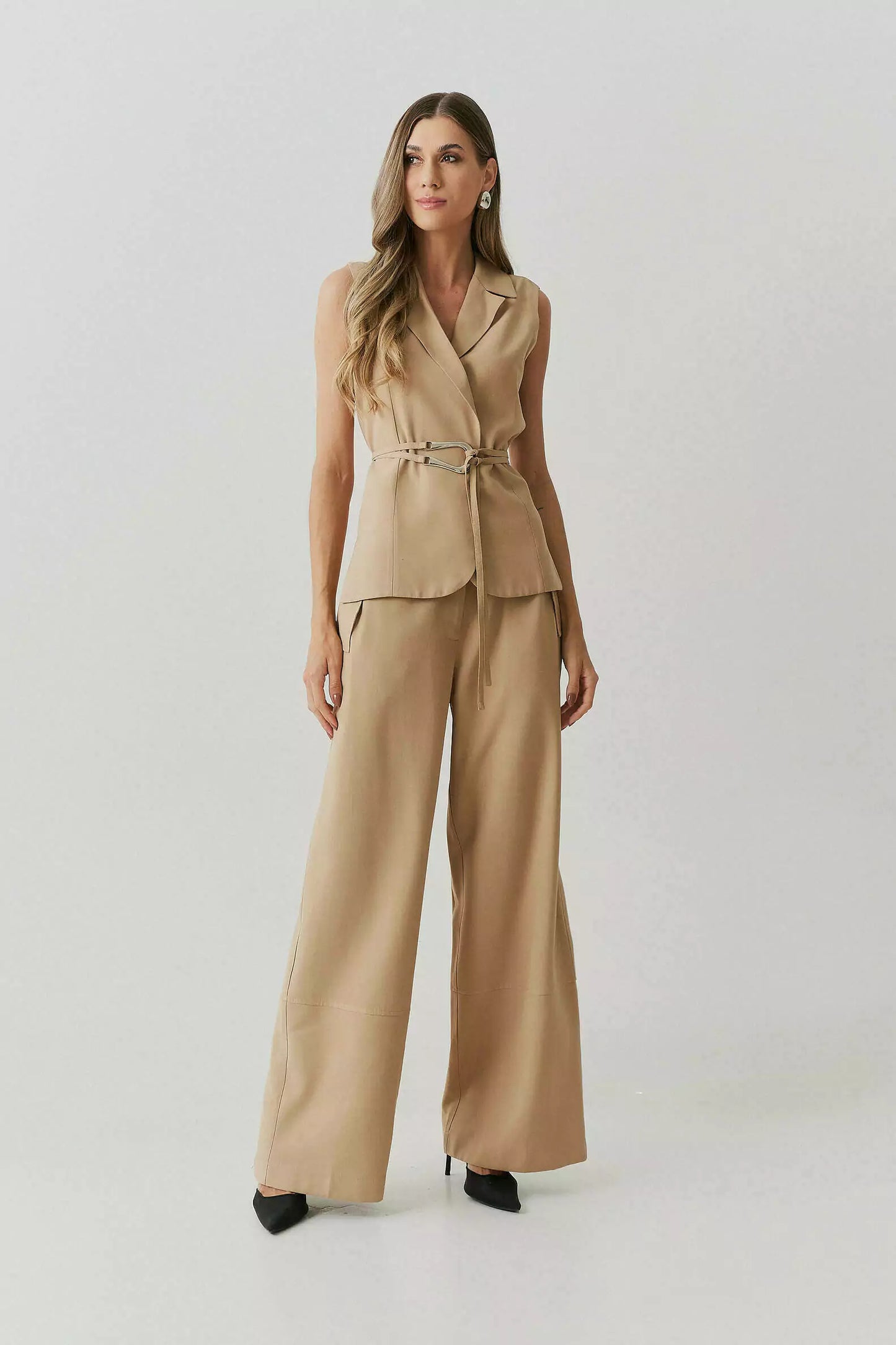 Light Tailored Sleeveless Set