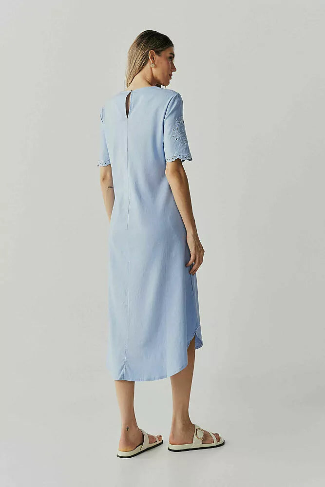 Embroidery Midi Dress