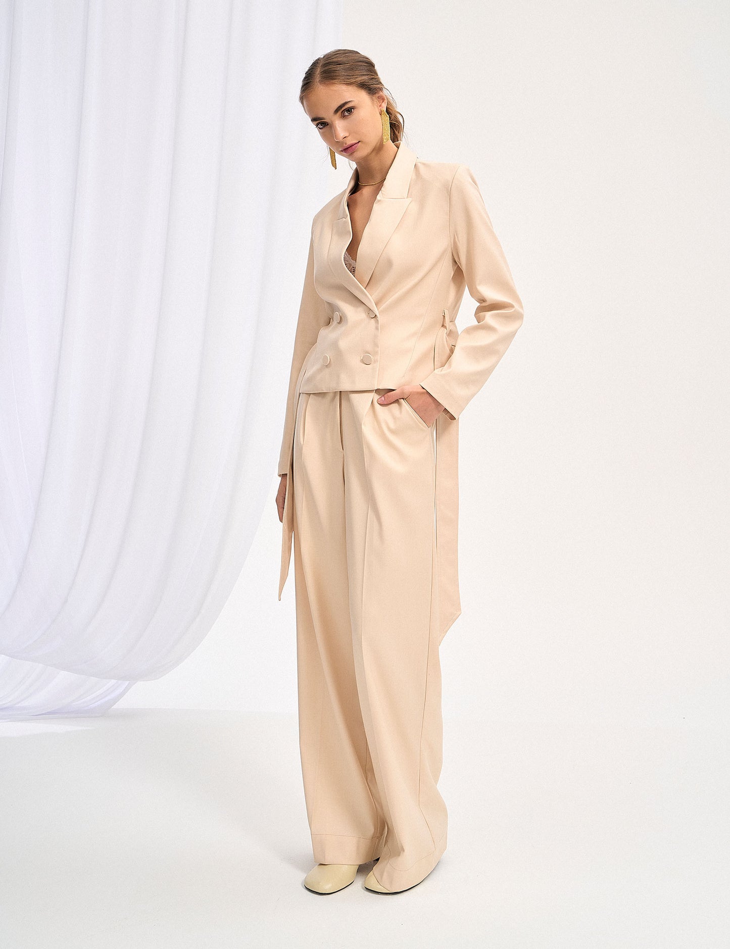 Ellise Blazer