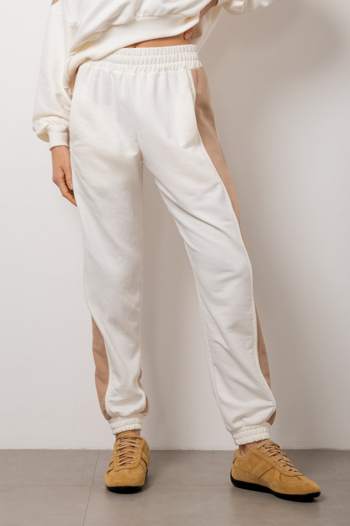 Contrast Jogger Pants