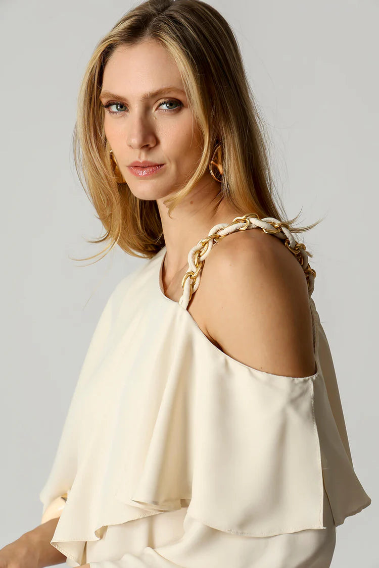 Single Wide 3/4 Sleeve Blouse