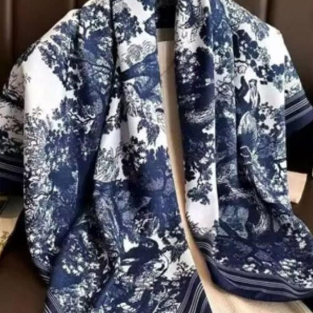 Vintage  Bandana Square Neck Scarf