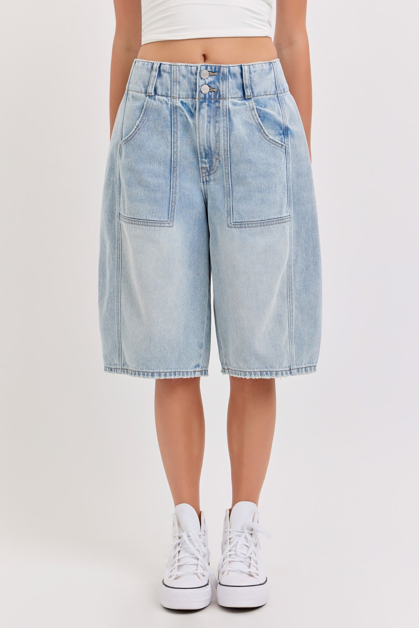 Mid Waisted Barrel Bermuda