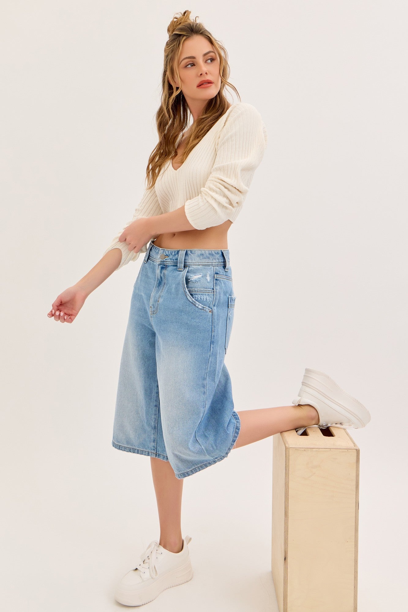 Mid Waisted Baggy Shorts