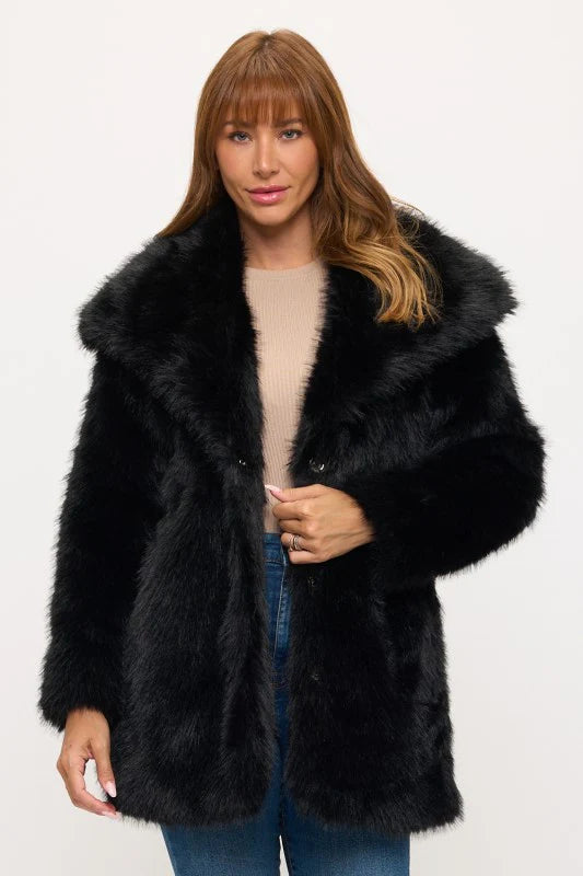 Luxe Cloud Oversized Faux Fur Coat