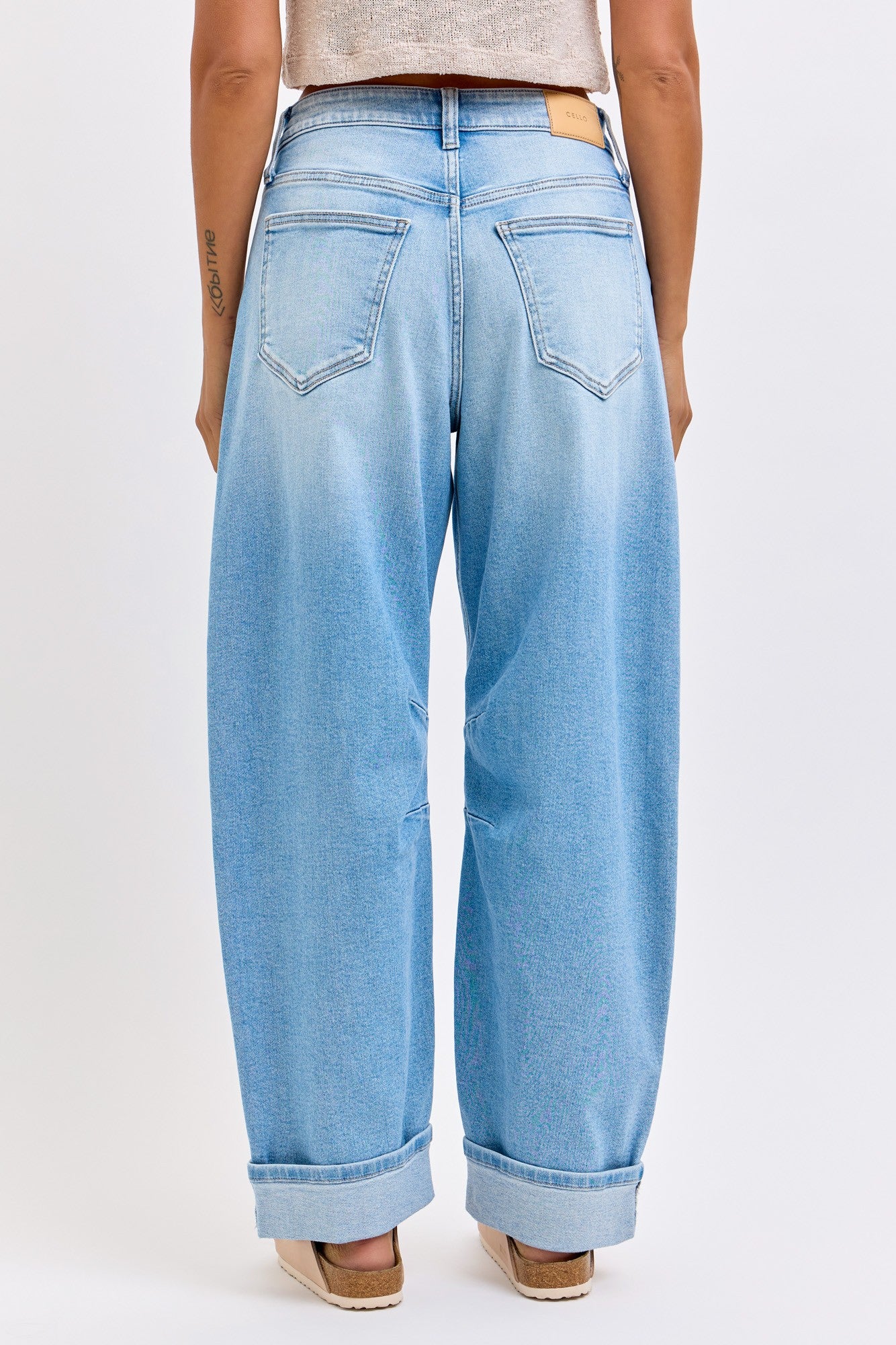 Waist Barrel Leg Cuff Jeans