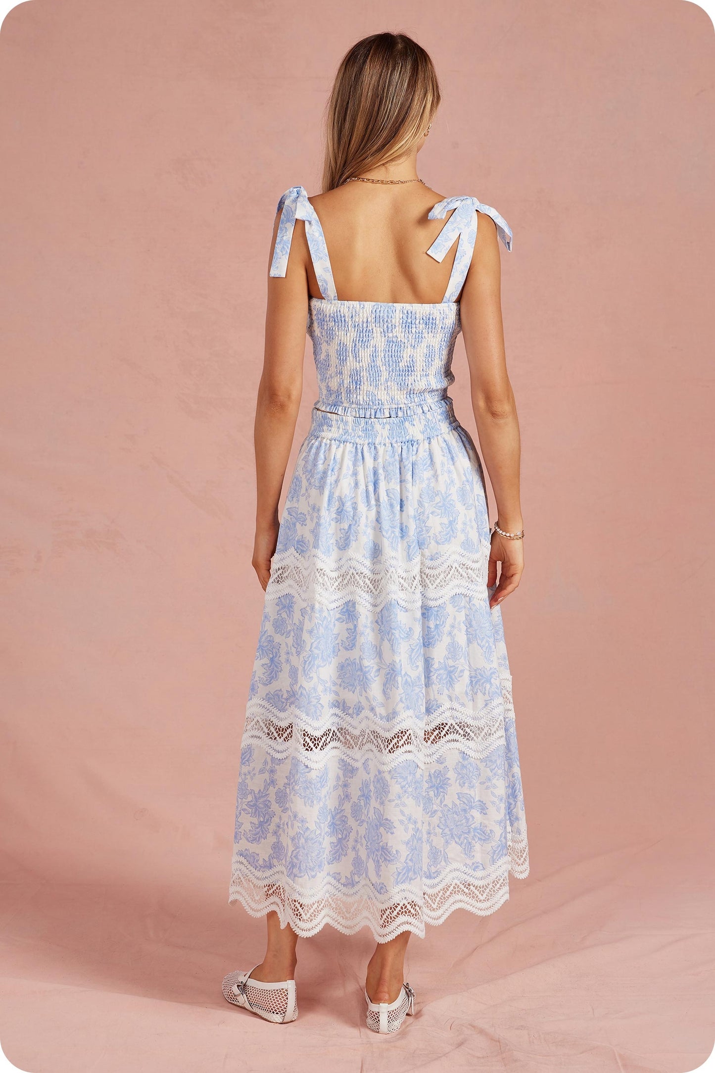 Blooming Grace Skirt Midi