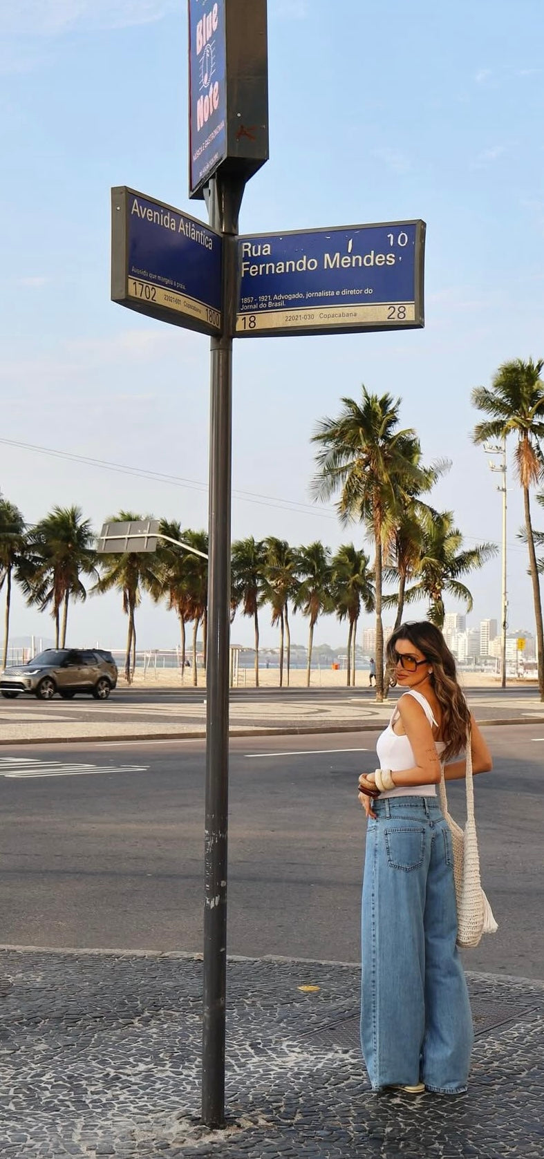 Wide Leg Comfy Jeans