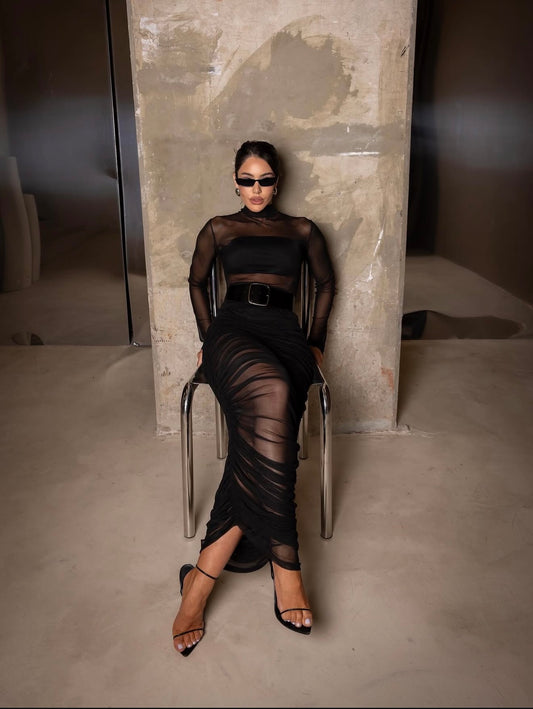 Elegant Tulle Midi Dress