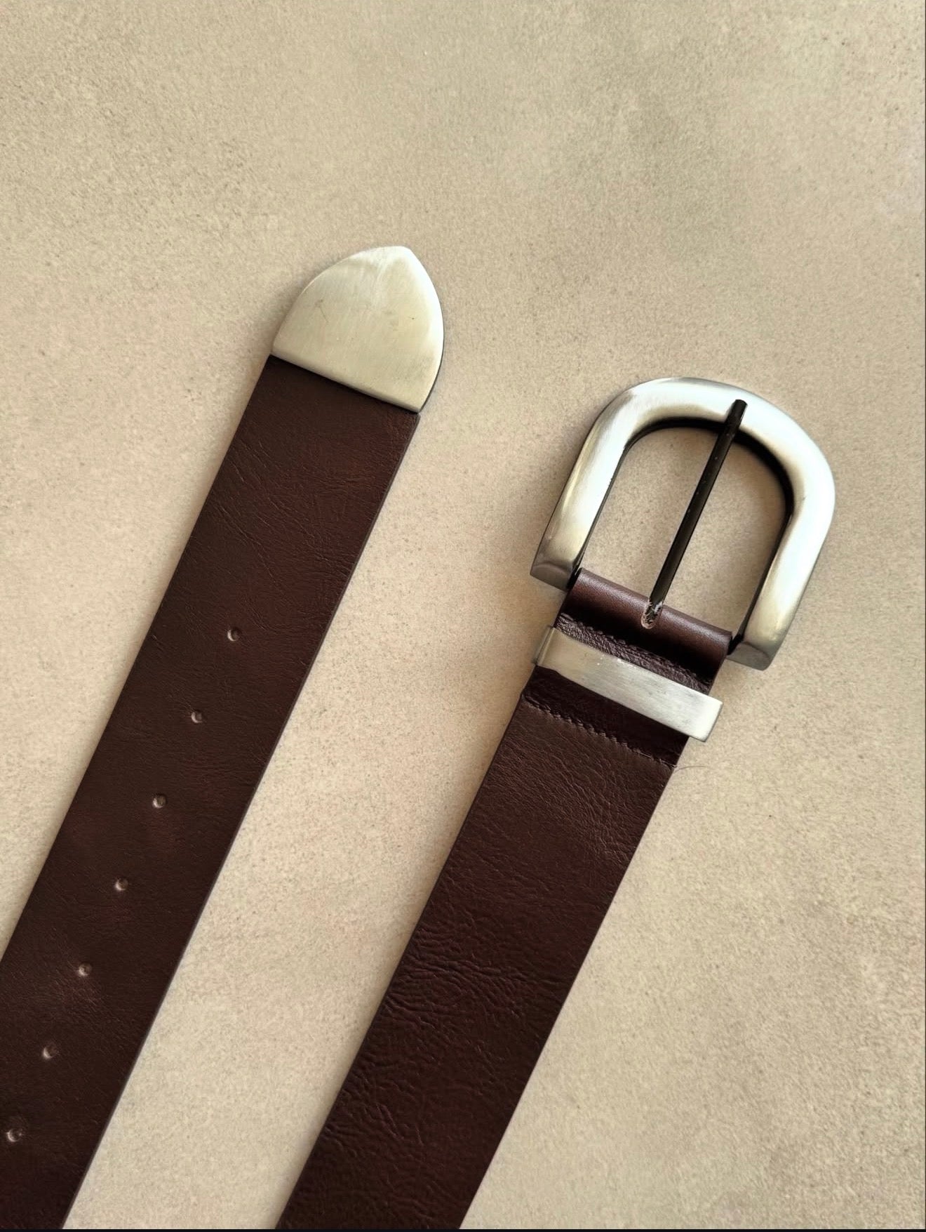 Classic Buckle Leather Belt